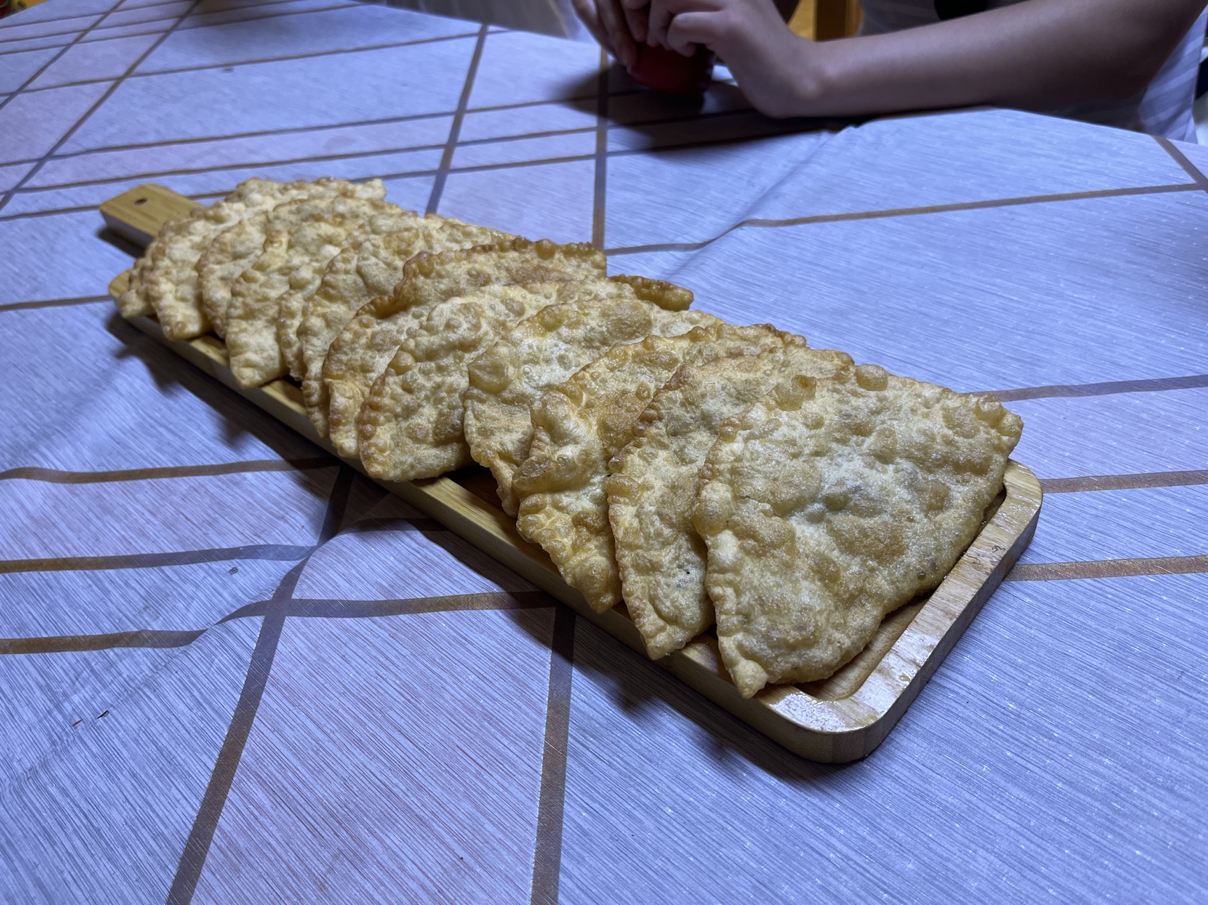 바양작 가기전 작은 마을에서 먹은 양고기 만두